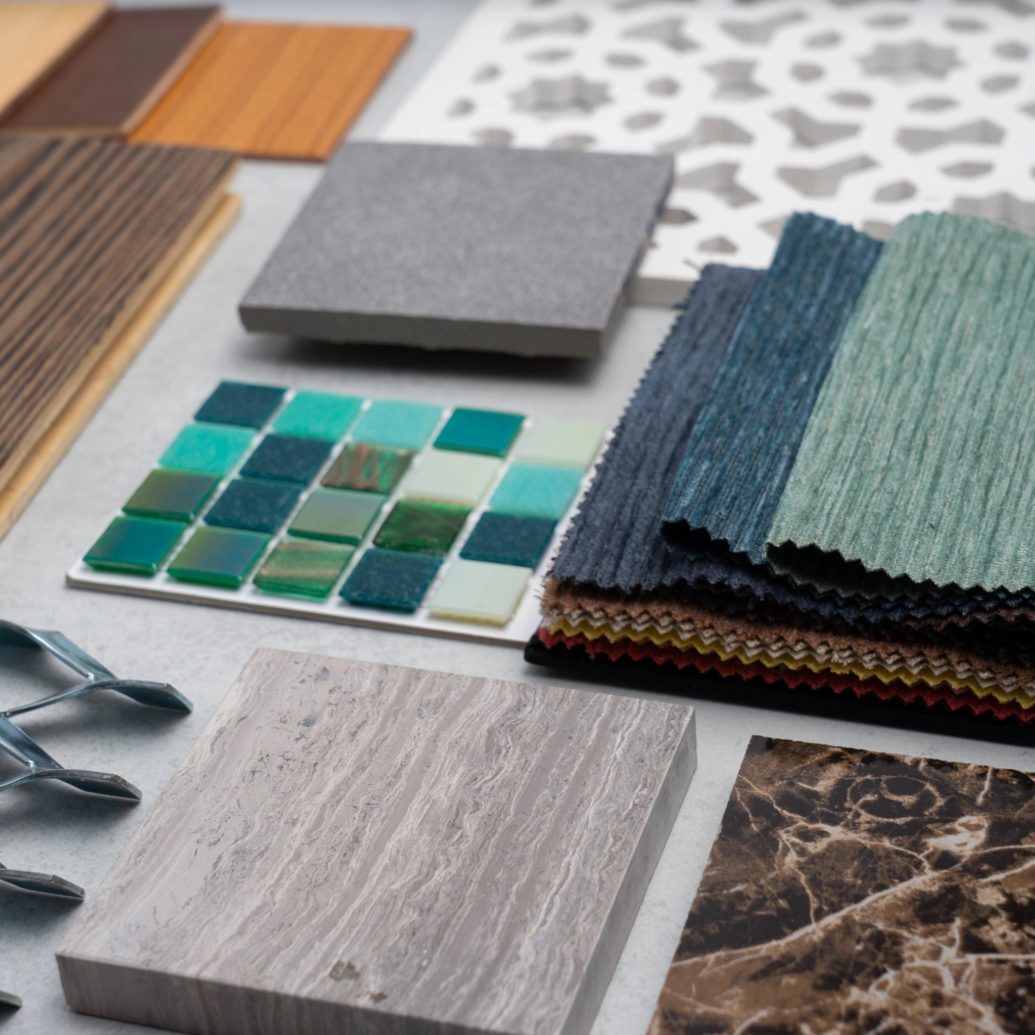 Kunstleer Onderhoud: Do's en Don'ts voor Langdurige Pracht - BLADI meubelstoffen